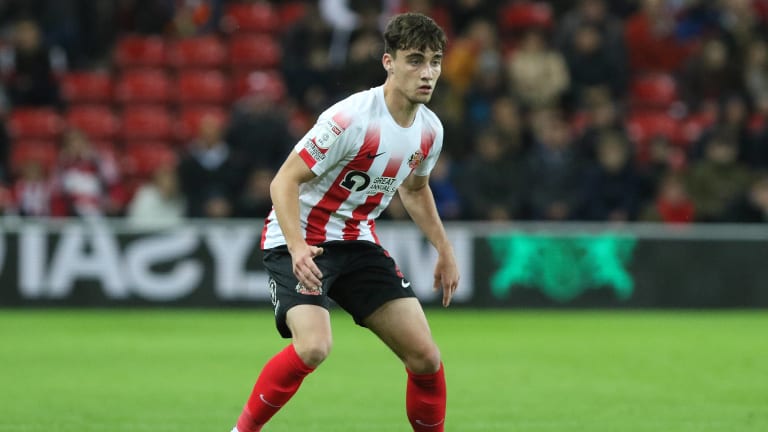 Tony Mowbray says Niall Huggins will 'feature plenty' for Sunderland